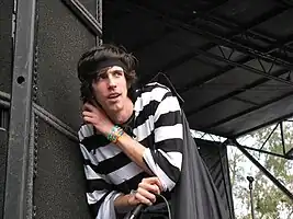 Motte performing in 2008