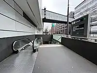 Access 6 with its escalator