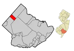 Location of Folsom in Atlantic County highlighted in red (left). Inset map: Location of Atlantic County in New Jersey highlighted in orange (right).