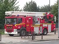 Scania P&nbsp;320 of the Paris Fire Brigade.