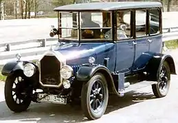 11.4&nbsp;hp saloon 1924