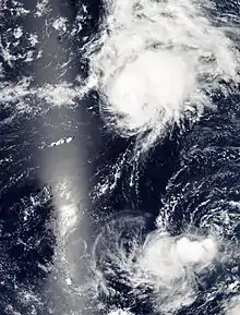 Satellite image of two systems on August&nbsp;25: Hurricane Loke to the north and the weaker Tropical Depression Kilo to the south