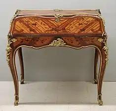 Secretaire en pent by Bernard II van Risamburgh (1745)